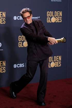 January 7, 2024, Beverly Hills, California, USA: Robert Downey Jr. in the press room of the 81st Annual Golden Globe Awards on Sunday January 7, 2024 at The Beverly Hilton Hotel in Beverly Hills, California. ARIANA RUIZ PI Beverly Hills USA - ZUMAp124 20240107_zaa_p124_117 Copyright: xArianaxRuizx