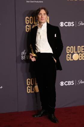 January 7, 2024, Beverly Hills, CA, USA: Cillian Murphy, winner of the Best Performance by an Actor in a Motion Picture, Drama award for Oppenheimer poses in the press room during the 81st Annual Golden Globe Awards at The Beverly Hilton on January 07, 2024 in Beverly Hills, California. Beverly Hills USA - ZUMAs181 20240107_zea_s181_416 Copyright: xCraSHx