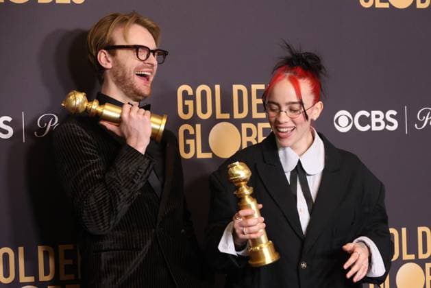 January 7, 2024, Beverly Hills, CA, USA: Billie Eilish, winners of the Best Original Song - Motion Picture award for What Was I Made For? pose in the press room during the 81st Annual Golden Globe Awards at The Beverly Hilton on January 07, 2024 in Beverly Hills, California. Beverly Hills USA - ZUMAs181 20240107_zea_s181_427 Copyright: xCraSHx