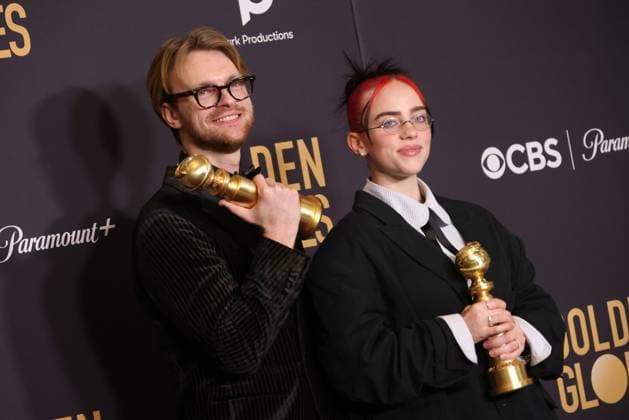January 7, 2024, Beverly Hills, CA, USA: Billie Eilish, winners of the Best Original Song - Motion Picture award for What Was I Made For? pose in the press room during the 81st Annual Golden Globe Awards at The Beverly Hilton on January 07, 2024 in Beverly Hills, California. Beverly Hills USA - ZUMAs181 20240107_zea_s181_430 Copyright: xCraSHx