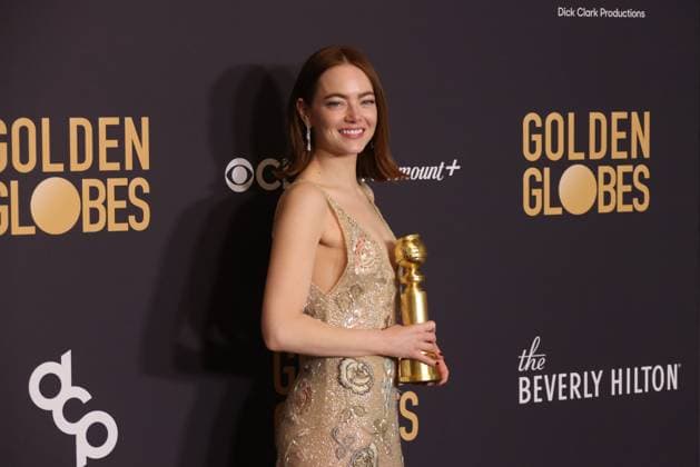 January 7, 2024, Beverly Hills, CA, USA: Emma Stone, winner of the Best Performance by an Actress in a Motion Picture, Musical or Comedy award for Poor Things poses in the press room during the 81st Annual Golden Globe Awards at The Beverly Hilton on January 07, 2024 in Beverly Hills, California. Beverly Hills USA - ZUMAs181 20240107_zea_s181_445 Copyright: xCraSHx