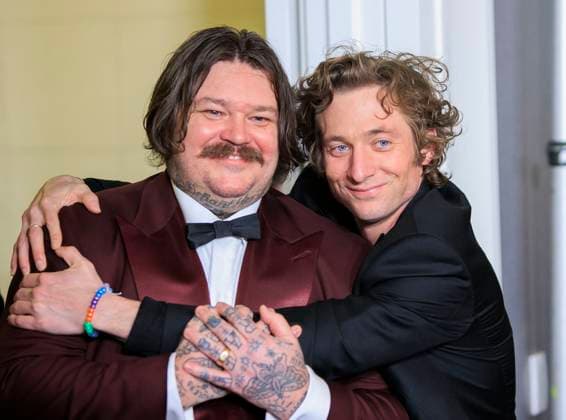 January 7, 2024, Beverly Hills, California, USA: Matty Matheson and Jeremy Allen White (L-R) in the press room of the 81st Annual Golden Globe Awards on Sunday January 7, 2024 at The Beverly Hilton Hotel in Beverly Hills, California. ARIANA RUIZ PI Beverly Hills USA - ZUMAp124 20240107_zaa_p124_142 Copyright: xArianaxRuizx