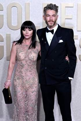 Christina Ricci with husband Mark Hampton at the 81 Golden Globe Awards at the Beverly Hilton Hotel Beverly Hills, 07 01 2024 Foto:xJ.xBlocx xFuturexImagex globes_2024_4323
