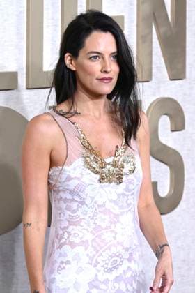 Riley Keough at the 81 Golden Globe Awards at the Beverly Hilton Hotel Beverly Hills, 07 01 2024 Foto:xJ.xBlocx xFuturexImagex globes_2024_4334
