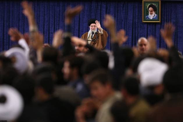 News Themen der Woche KW02 News Bilder des Tages January 9, 2024, Tehran, Iran: Iranian Supreme Leader Ayatollah ALI KHAMENEI waves during a meeting with people from the Qom Province on the anniversary of the 1978 historic uprising of the people of Qom against the oppressive Pahlavi regime, in Tehran. Tehran Iran - ZUMAi98_ 20240109_zih_i98_004 Copyright: xIranianxSupremexLeader SxOfficex