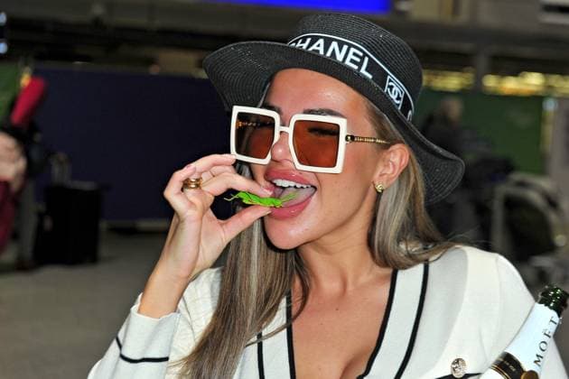 Entertainment Themen der Woche KW02 Entertainment Bilder des Tages RTL - Dschungelcamp 2024. Kim Virginia Hartung anläßlich der Abreise der Kandidaten der RTL - Sendung Ich bin ein Star - holt mich hier raus zum Dschungel-Camp 2024 in Australien am 10.01.2024 auf dem Flughafen Frankfurt Main. 20240110MWI117245 *** RTL Dschungelcamp 2024 Kim Virginia Hartung on the occasion of the departure of the candidates of the RTL program Ich bin ein Star holt mich hier raus to the Jungle Camp 2024 in Australia on 10 01 2024 at Frankfurt Main Airport 20240110MWI117245