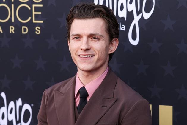 29th Annual Critics Choice Awards Arrivals - LA Tom Holland wearing Prada arrives at the 29th Annual Critics Choice Awards held at The Barker Hangar on January 14, 2024 in Santa Monica, Los Angeles, CA, USA. Photo by Xavier Collin Image Press Agency ABACAPRESS.COM) Los Angeles CA United States  Copyright: xCollinxXavier ImagexPressxAgencyxABACAx