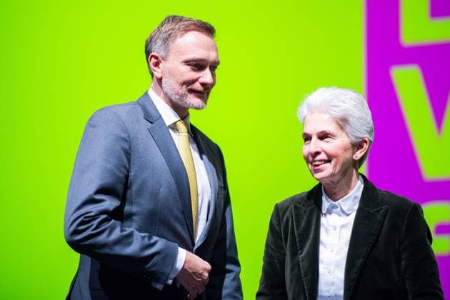 14.01.2024 - FDP-Neujahrsempfang in Düsseldorf: Christian Lindner als Bundesfinanzminister, FDP-Parteivorsitzender während der Veranstaltung im Maritim Hotel neben Marie-Agnes Strack-Zimmermann (Beisitzerin im Bundesvorstand der FDP und Vorsitzende des Verteidigungsausschusses im Deutschen Bundestag). , *** 14 01 2024 FDP New Years reception in Düsseldorf Christian Lindner as Federal Minister of Finance, FDP party chairman during the event at the Maritim Hotel next to Marie Agnes Strack Zimmermann, co-chairwoman of the FDP Federal Executive Committee and chairwoman of the Defense Committee in the German Bundestag ,