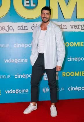 January 16, 2024, Mexico City, Ciudad de Mexico, Mexico: January 16, 2024, Mexico City, Mexico: Uriel del Toro Attends the red carpet of the Roomie film premiere at cinepolis Perisur. on January 16, 2024 in Mexico City, Mexico. Mexico City Mexico - ZUMAe321 20240116_zea_e321_036 Copyright: xLuisxMarin xEyepixxGroupx