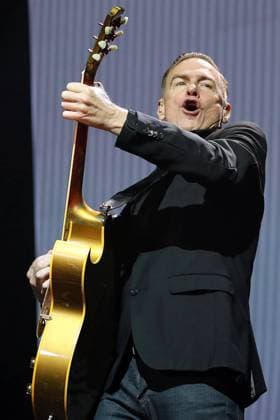 EUM20171019ESP04.JPG CIUDAD DE MEXICO Music Musica-Bryan Adams.- Aspectos generales del concierto Bryan Adams, en Palacio de los Deportes de la Ciudad de MÃ xico, 19 de octubre de 2017. Foto: Agencia EL UNIVERSAL Ariel Ojeda MAVC Mo xico EDITORIAL USE ONLY  Copyright: xGDA ElxUniversal Mo xicox-xTodosxlosxderechosxreservados.xProhibidoxelxusoxoxreproducci&oacute;nxdexestaximagenxenxMo xicox GDA ElxUniversal MÃ xicox mxeluniversalpic327097