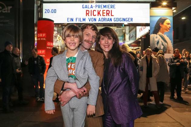 17 01 2024, Gartenbaukino, RICKERL MUSIK IS HÖCHSTENS A HOBBY Premiere , Absolute premiere highlight by Adrian Goiginger in the picture David VOODOO JÜRGENS Öllerer, Ben Winkler, Agnes Hausmann, RICKERL MUSIK IS HÖCHSTENS A HOBBY Premiere