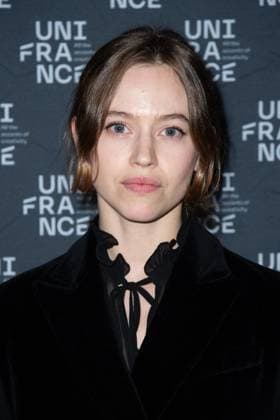 French Cinema Award 2024 Photocall Lou De Laage attending the Photocall for the French Cinema Award 2024 in Paris, France on January 18, 2024. Photo by Aurore Marechal ABACAPRESS.COM Paris France  Copyright: xMarechalxAurore ABACAx