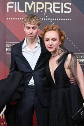 Brigitte Hobmeier actress , with son August, Red Carpet, Red Carpet,Bavarian Film Award 2023 on 19 09 2024 at the Prinzregententheater in Munich r 100 I
