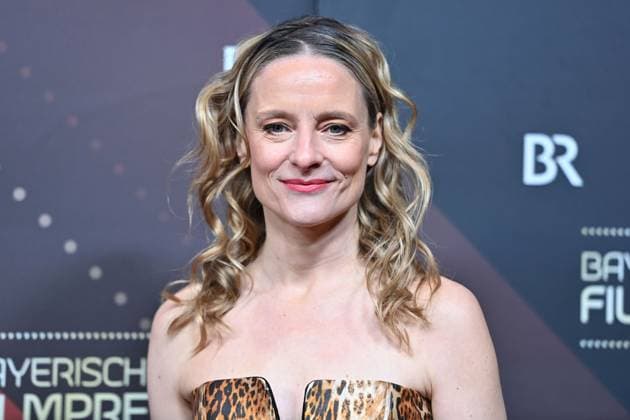 Anne Ratte Polle actress, single picture, cropped single motif, portrait, portrait red carpet, red carpet,Bavarian Film Award 2023 on 19 09 2024 at the Prinzregententheater in Munich e i