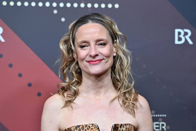 Anne Ratte Polle actress, single picture, cropped single motif, portrait, portrait red carpet, red carpet,Bavarian Film Award 2023 on 19 09 2024 at the Prinzregententheater in Munich e i