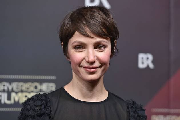 Julia Koschitz actress single picture,cropped single motif,portrait,portrait,portrait red carpet,red carpet,Bavarian Film Award 2023 on 19 09 2024 at the Prinzregententheater in Munich