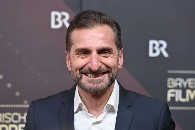 Tim Seyfi actor , single picture,cropped single motif,portrait,portrait,portrait red carpet,red carpet,Bavarian Film Award 2023 on 19 09 2024 at the Prinzregententheater in Munich r Te