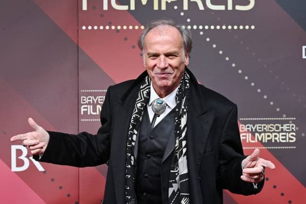 Wolfgang FIEREK Actor , single picture,cropped single motif,half figure,half figure red carpet,red carpet,Bavarian Film Award 2023 on 19 09 2024 at the Prinzregententheater in Munich R u