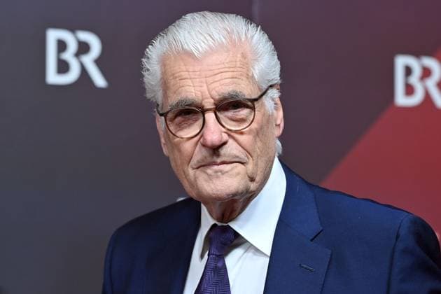Sky Du Mont actor, single image, cropped single motif, portrait, portrait red carpet, red carpet,Bavarian Film Award 2023 on 19 09 2024 at the Prinzregententheater in Munich r Tel 02