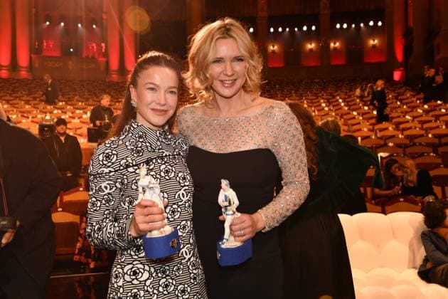 Hannah Herzsprung und Veronica Ferres Verleihung des Bayerischen Filmpreis Party Preisträger Prinzregenten Theater München 19. Januar 2024 *** Hannah Herzsprung and Veronica Ferres Presentation of the Bavarian Film Award Party Award Winner Prinzregenten Theater Munich 19 January 2024