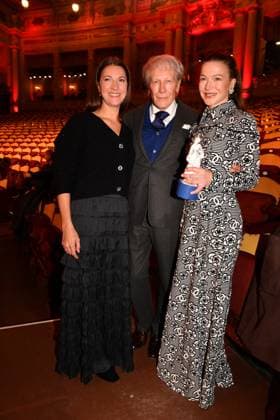 Bernd Herzsprung with his two daughters Hannah and Sarah Bavarian Film Award Party Award Winner Prinzregenten Theater Munich 19 January 2024
