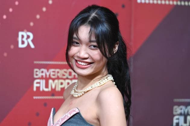 Nhung Hong actress, single picture, cropped single motif, portrait, portrait red carpet, red carpet,Bavarian Film Award 2023 on 19 09 2024 at the Prinzregententheater in Munich Sven Simon Fotoagentur GmbH Co Pressefoto KG Prinzess Luise Str 41 45479 M u e l h e i m R u h r T