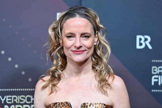 Anne Ratte Polle actress, single picture, cropped single motif, portrait, portrait red carpet, red carpet,Bavarian Film Award 2023 on 19 09 2024 at the Prinzregententheater in Munich Sven Simon Fotoagentur GmbH Co Pressefoto KG Prinzess Luise Str 41 45479 M u e l h e i