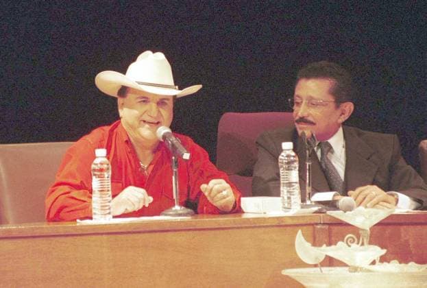 CONFERENCIA MDF30925051. EL CONDUCTOR MEXICO-AMERICANO JOHNNY CANALES Y EL PRESIDENTE DE LA ASOCIACION NACIONAL DE ACTORES JUAN IMPERIO INVITARON AL FESTIVAL *LOS GRANDES DE MEXICO EN LA MEXICO* QUE REUNIRA A IMPORTANTES BANDAS DEL GENERO GRUPERO EN LA PLAZA DE TOROS MEXICO ESTE 25 DE OCTUBRE. NOTIMEX FOTO TANIA HUMARAN THC ACE CIUDAD DE MEXICO DISTRITO FEDERAL MEXICO EDITORIAL USE ONLY Copyright: xx NTX01000000 TANIAxHUMARANx notimexpix125785