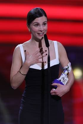 Bavarian Film Award 2023 Aylin Tezel at the acceptance speech ceremony of the 45 Bavarian Film Award 2023 on 19 01 2024 at Prinzregententheater in Munich Bavaria, Germany