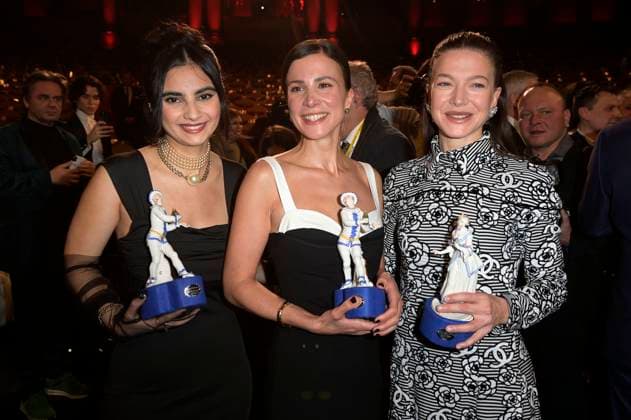Bayan Layla, Aylin Tezel and Hannah Herzsprung at the presentation of the 45 Bavarian Film Award 2023 in the Prinzregententheater Munich, 19 01 2024 Foto:xF.xKernx xFuturexImagex bay_filmpreis_3415