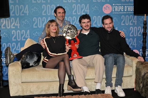 27th Alpe D Huez Festival Winners Photocall Caroline Anglade, Pierre Samuel, Maxime Azzopardi, Adrien Guedra Degeorges attending the Winners Photocall during the 27th Alpe d Huez Film Festival in Alpe d Huez, France on January 20, 2024. Photo by Julien Reynaud APS-Medias ABACAPRESS.COM Alpe d Huez France  Copyright: xReynaudxJulien APS-Medias ABACAx