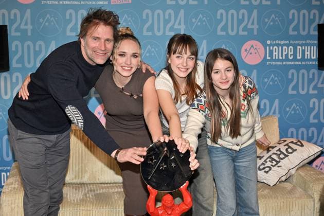 27th Alpe D Huez Festival Winners Photocall Thomas Jouannet, Chloe Jouannet, Mado Jouannet, Ysee Jouannet attending the Winners Photocall during the 27th Alpe d Huez Film Festival in Alpe d Huez, France on January 20, 2024. Photo by Julien Reynaud APS-Medias ABACAPRESS.COM Alpe d Huez France  Copyright: xReynaudxJulien APS-Medias ABACAx