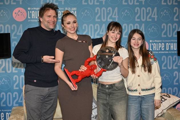 27th Alpe D Huez Festival Winners Photocall Thomas Jouannet, Chloe Jouannet, Mado Jouannet, Ysee Jouannet attending the Winners Photocall during the 27th Alpe d Huez Film Festival in Alpe d Huez, France on January 20, 2024. Photo by Julien Reynaud APS-Medias ABACAPRESS.COM Alpe d Huez France  Copyright: xReynaudxJulien APS-Medias ABACAx