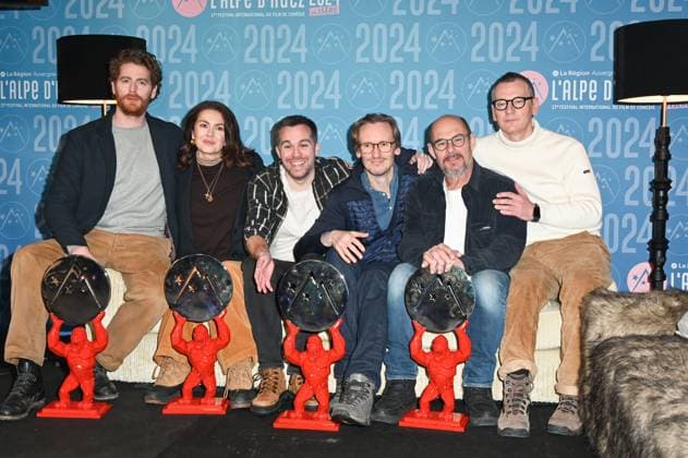 27th L Alpe d Huez Festival Winners Photocall Pablo Pauly, Julia Faure, Wielfried Meance, Olivier Ducray and Bernard Campan (Prix du public, Prix special du jury, Prix d interpretation masculine, Prix d interpretation feminine for Et plus si affinites ) posing for the photocall of the winners during the 27th Comedy Film Festival in L Alpe d?Huez, France, on January 20, 2024. Photo by Mireille Ampilhac ABACAPRESS.COM L Alpe d Huez France  Copyright: xAmpilhacxMireille ABACAx