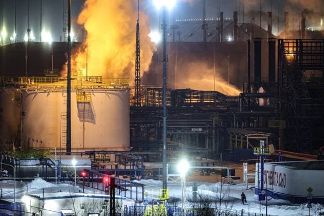 RUSSIA, LENINGRAD REGION - JANUARY 21, 2024: A fire at a terminal of Novatek at the Ust-Luga port. Leningrad Region Governor Alexander Drozdenko s Telegram channel reports no injuries, the Kingisepp District emergency services are on high alert. Peter Kovalev TASS  66606268
