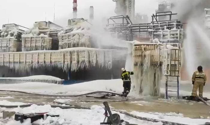 RUSSIA, LENINGRAD REGION - JANUARY 21, 2024: Fighting a fire at a terminal of Novatek at the Ust-Luga port. Leningrad Region Governor Alexander Drozdenko s Telegram channel reports no injuries, the Kingisepp District emergency services are on high alert. Video grab. Best quality available. Kingisepp District Administration TASS  66611431