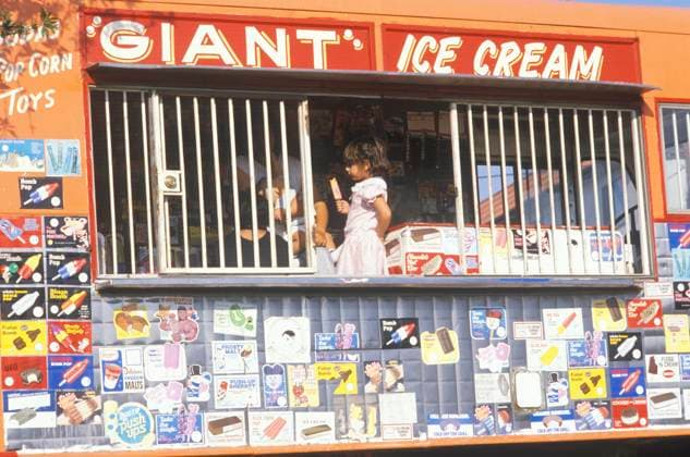 A sign that reads giant ice cream A sign that reads giant ice cream <br>Model Release: No<br>Property Release: No EDITORIAL USE ONLY Copyright: xx VOA15-372 JoexSohmx voaphotos007958