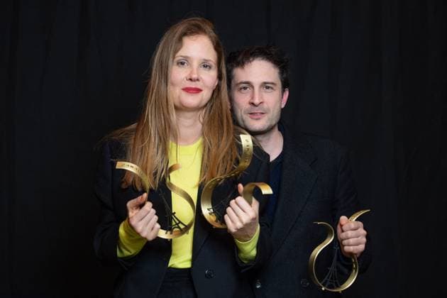 Bilder des Jahres 2024, Entertainment 01 Januar Entertainment Themen der Woche KW04 Entertainment Bilder des Tages Lumieres Winners Photocall Exclusive. Justine Triet and Arthur Harari attending the Lumieres de la Presse Internationale Awards 2024 in Paris, France on January 22, 2024. Photo by Aurore Marechal ABACAPRESS.COM Paris France  Copyright: xMarechalxAurore ABACAx