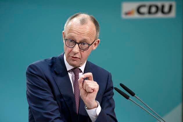 Friedrich Merz, Vorsitzender der CDU und Fraktionsvorsitzender der CDU-Bundestagsfraktion, Wirtschaftskonferenz von CDU und MIT - Deutschland kann es besser, im Konrad-Adenauer-Haus, DEU, Berlin, 23.01.2024 *** Friedrich Merz, Chairman of the CDU and leader of the CDU parliamentary group in the Bundestag, Economic Conference of the CDU and MIT Germany can do better, at Konrad Adenauer Haus, DEU, Berlin, 23 01 2024