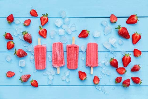 Studio shot of homemade strawberry flavored ice, GWF07975