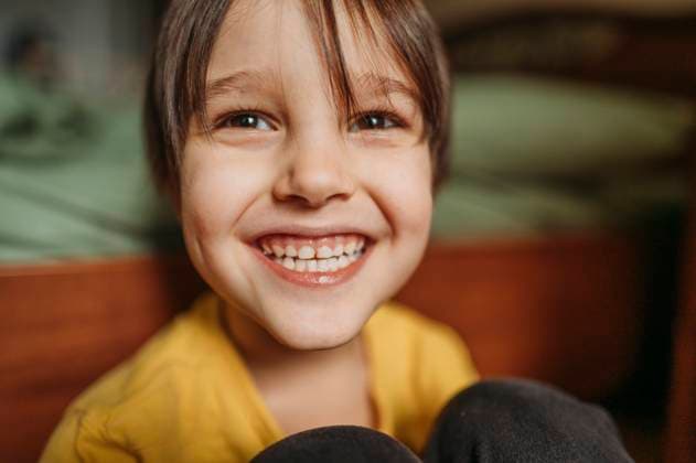 Creative Highlights Symbolbilder Cute boy smiling at home model released, Symbolfoto property released, ANAF02646