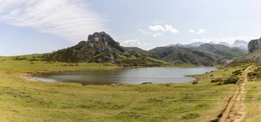 Lake near Picos De Europa mountains in Covadonga, Asturias, Spain, MMPF01127