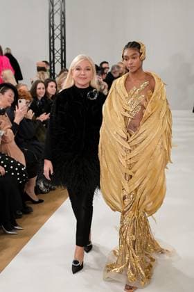 PFW - Yanina Runway Designer Yanina (L) walks the runway with a model during the Yanina Haute Couture Spring Summer 2024 show as part of Paris Fashion Week on January 23, 2024 in Paris, France. Photo by Jana Call me J ABACAPRESS.COM Paris France  Copyright: xJanaxCallxmexJ ABACAx
