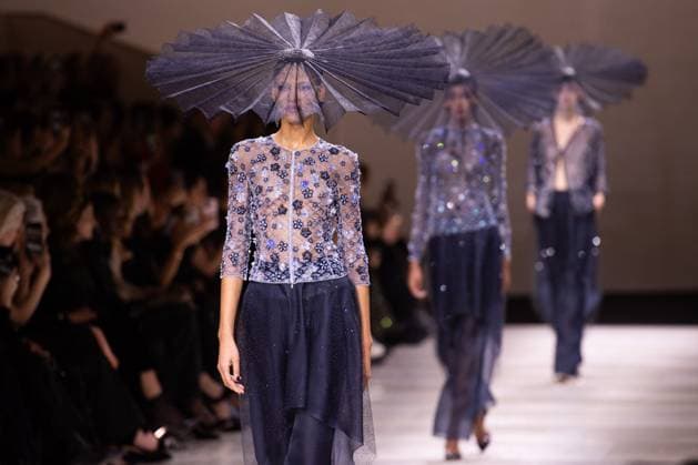 PFW Giorgio Armani Prive Runway Details A model walks the runway during the Giorgio Armani Prive Haute Couture Spring Summer 2024 show as part of Paris Fashion Week in Paris, France on January 23, 2024. Photo by Aurore Marechal ABACAPRESS.COM Paris France  Copyright: xMarechalxAurore ABACAx