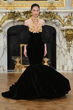DÃ filÃ Tamara Ralph Haute Couture Printemps EtÃ 2024 dans le cadre de la Fashion Week de Paris (PFW) DÃ filÃ Tamara Ralph Haute Couture Printemps EtÃ 2024 dans le cadre de la Fashion Week de Paris (PFW), Ã Paris, France, le 24 janvier 2024. Tamara Ralph Haute Couture Spring Summer 2024 parade as part of Paris Fashion Week (PFW), in Paris, France, on January 24, 2024. Paris France  Copyright: xAgencex xBestimagexAgencex xBestimagex