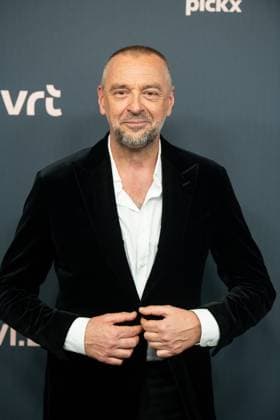 television maker Tom Waes pictured on the red carpet at the 16th edition of the MIA s (Music Industry Award) award show, in Antwerp, Wednesday 24 January 2024. The Music Industry Awards are the Flemish Music prizes handed out by the VRT and VI.BE.  JONASxROOSENS 84568825