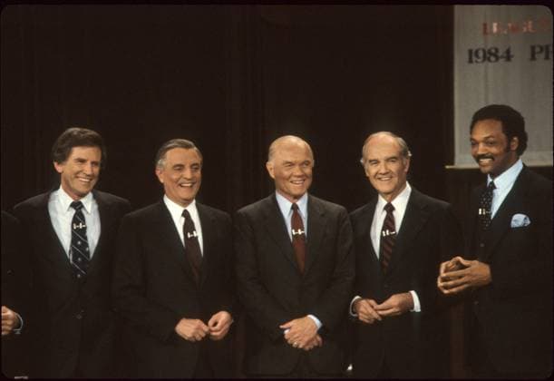 Atlanta Debate 1984 The Democratic Presidential candidates pose before the debae in Atlanta in March 1984. (left to right Gary Hart, Walter Mondale, John Glenn, George McGovern, Jesse Jackson. Photograph by Dennis Brack, BB 29 Atlanta GA USA EDITORIAL USE ONLY Copyright: xx x bsphotos030077