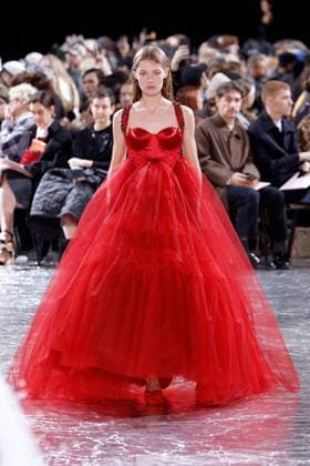 Bilder des Jahres 2024, Entertainment 01 Januar Entertainment Themen der Woche KW04 (240124) -- PARIS, Jan. 24, 2024 -- A model presents a creation of Jean Paul Gaultier s Spring Summer 2024 Haute Couture collections during Paris Fashion Week in Paris, France, on Jan. 24, 2024. ( Handout via Xinhua) FRANCE-PARIS-FASHION WEEK-JEAN PAUL GAULTIER MeetEurope 