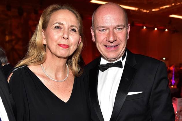 Bilder des Jahres 2024, Entertainment 01 Januar Entertainment Themen der Woche KW04 Entertainment Bilder des Tages Im BallSaal, BARBARA SLOWIK, Kai Wegner Reg.Bürgermeister Polizeipräsidentin 26. Presseball Berlin im Hotel TitanicP in Berlin, am 27.01.2024 26. Presseball Berlin *** In the BallSaal, BARBARA SLOWIK, Kai Wegner Reg Bürgermeister Polizeipräsidentin 26 Press Ball Berlin at the Hotel TitanicP in Berlin, on 27 01 2024 26 Press Ball Berlin Photopress Mueller