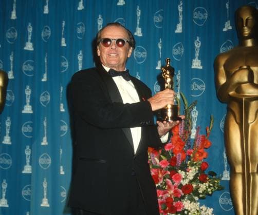 Jack Nicholson Wins Oscar for as Good as it gets 1998 Jack Nicholson Wins Oscar for as Good as it gets John Barrett PHOTOlink. EDITORIAL USE ONLY Copyright: xx PhotoxByxJohnxBarrett PHOTOlink.x phlphotos416591